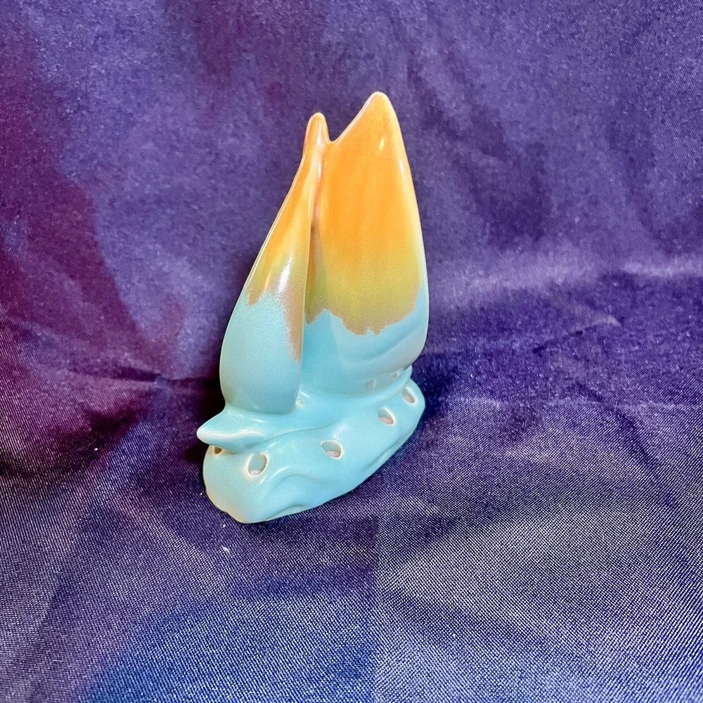 Haldeman Caliente #72 Sailboat Flower Frog California  Turquoise Sunset Glaze‎